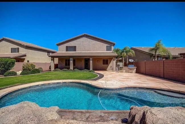 2205 W Gambit Trail Phoenix, AZ 85085 photo 5