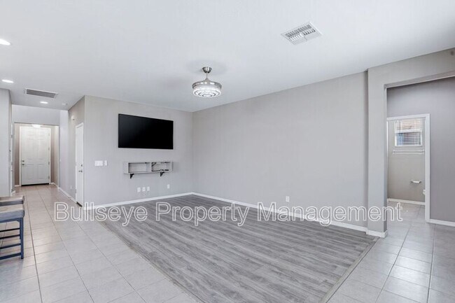 304 N 78th Pl Mesa, AZ 85207 photo 5