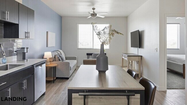 10000 W Missouri Ave Glendale, AZ 85307 photo 3