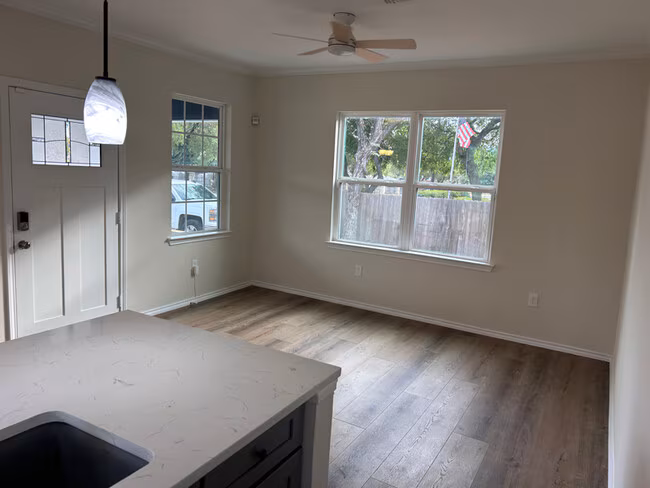 502 Potomac St San Antonio, TX 78202 photo 4