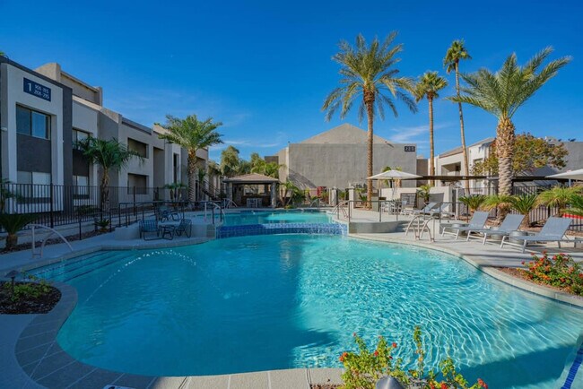 8550 E McDowell Rd Scottsdale, AZ 85257 photo 2