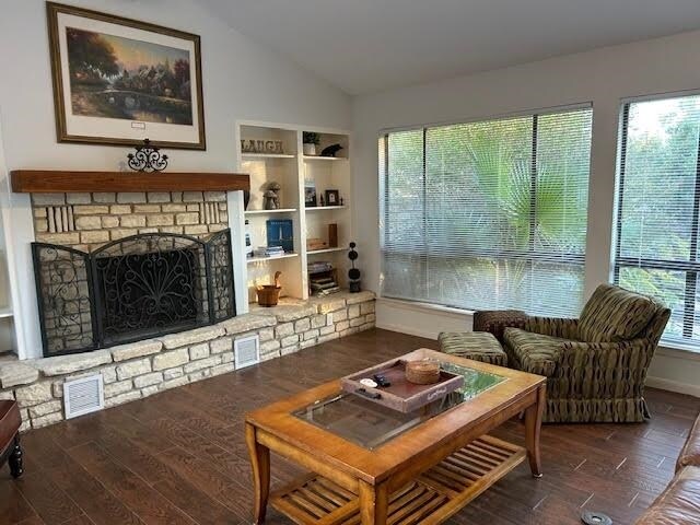 202 Lighthouse Dr Horseshoe Bay, TX 78657 photo 3