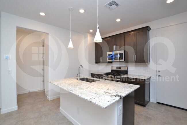 4077 S Sabrina Dr Chandler, AZ 85248 photo 4