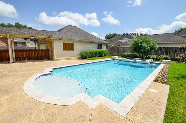 5615 Bent Arbor Lane, Katy, TX 77450 photo 2