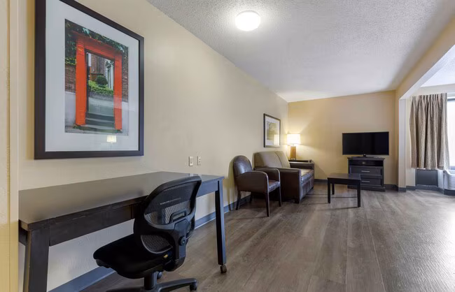 Furnished Studio-Austin - Metro photo 5