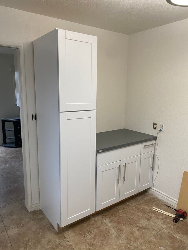 6228 Stewart St San Diego, CA 92115 photo 4