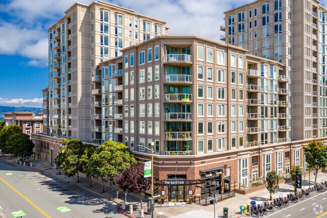 The Towers at Embarcadero photo 4