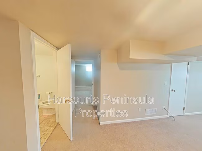 1011 N Rainier Ave Bremerton, WA 98312 photo 2