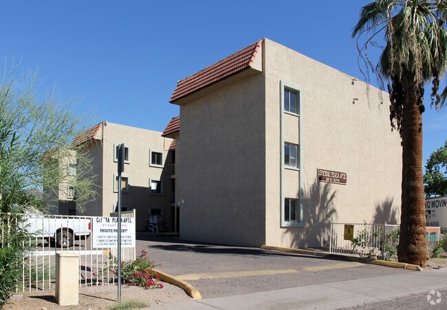 Central Avenue 3 Bedroom 2.5 Bathroom FOR RENT photo 2