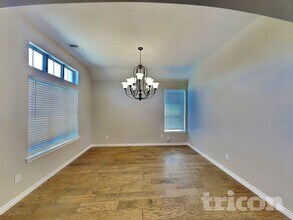 330 Abbott Lane, Waxahachie, TX 75165 photo 5