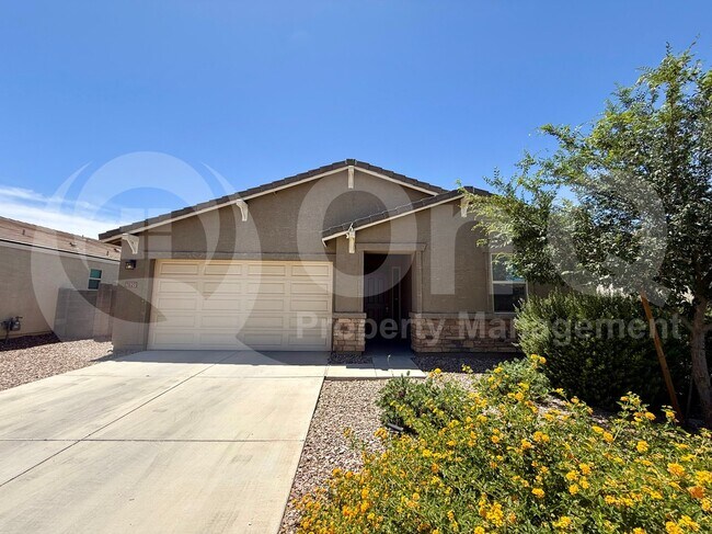 7027 E Gamebird Way San Tan Valley, AZ 85143 photo 2