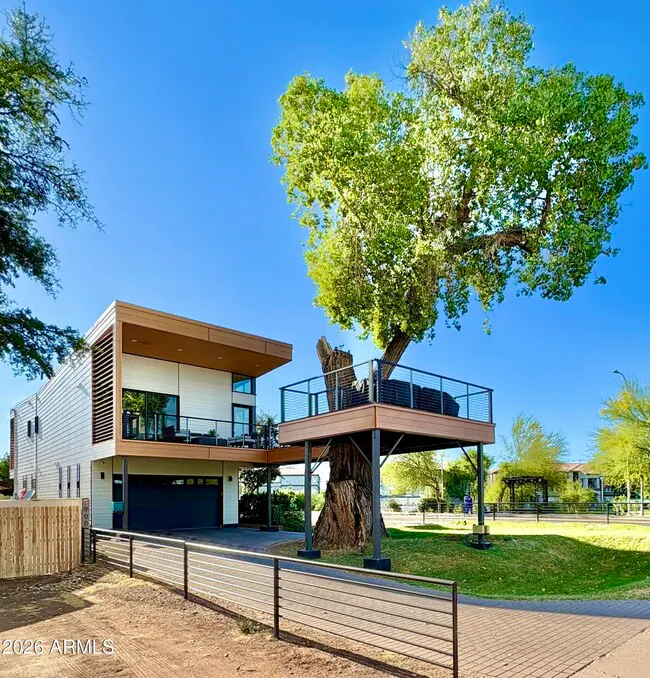 900 S Una Ave Tempe, AZ 85281 photo 5