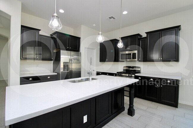 10548 East Palladium Drive, Mesa, AZ 85212 photo 3