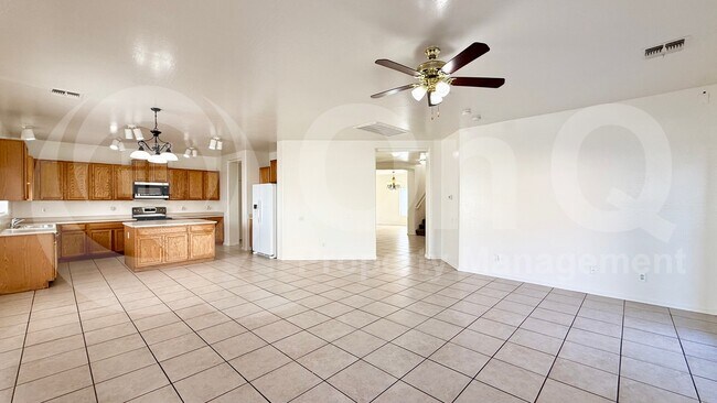 11864 West Tonto Street, Avondale, AZ 85323 photo 5