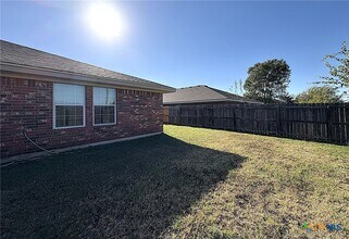 2703 Vernice Loop Killeen, TX 76549 photo 3
