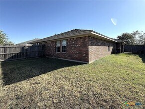 2703 Vernice Loop Killeen, TX 76549 photo 2