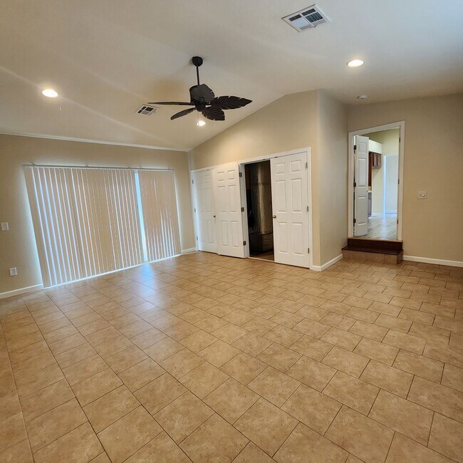 3 Br/ 2Bath Concord with bonus room photo 4
