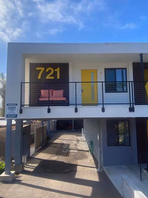 721 S Cedros Ave Solana Beach, CA 92075 photo 3