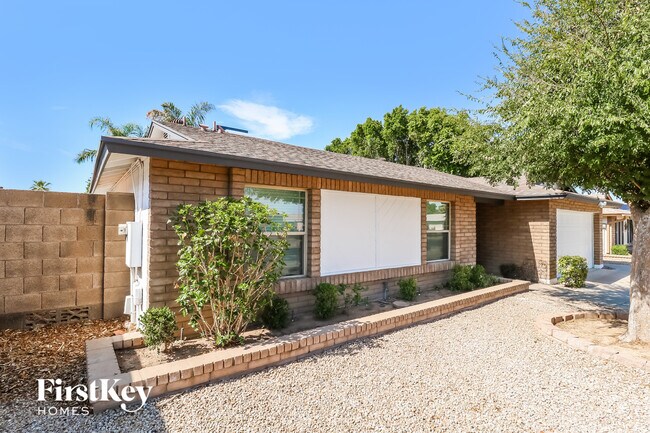 3921 W Pershing Ave Phoenix, AZ 85029 photo 3