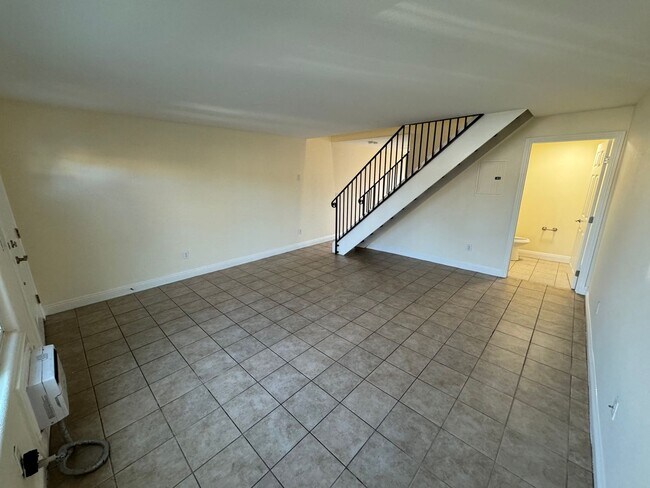1321 Greenfield Dr El Cajon, CA 92021 photo 4