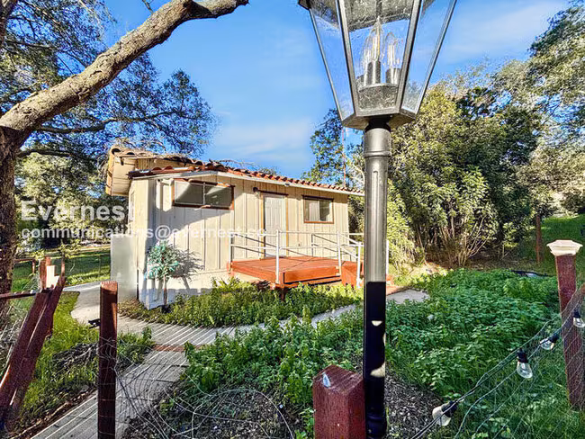 6489 Rainbow Heights Road, Fallbrook, CA 92028 photo 2