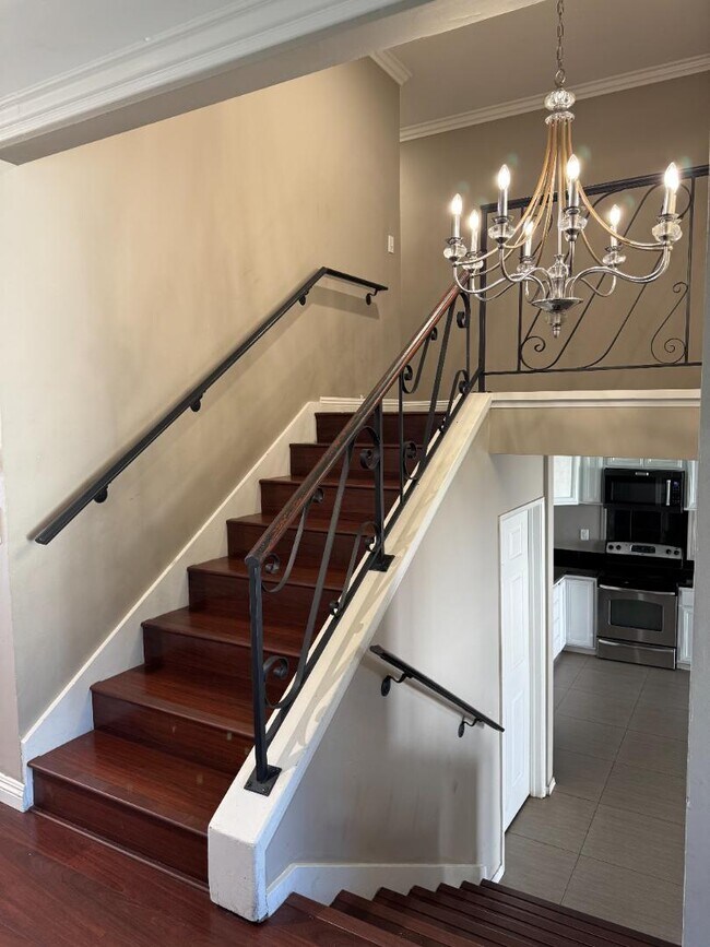 3041 Dardaina Dr San Diego, CA 92139 photo 4