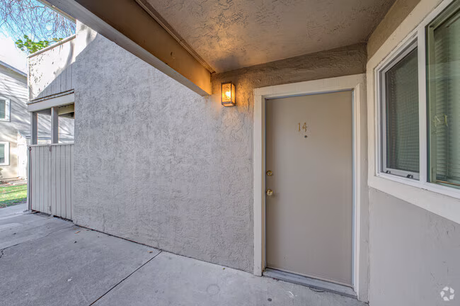 Vineyard Apartments photo 4