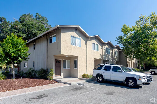 The Aegena Apartments photo 2