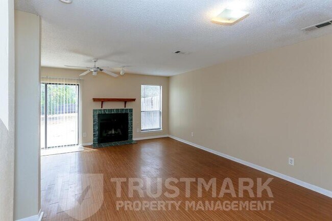4506 Lago Cir Killeen, TX 76543 photo 3