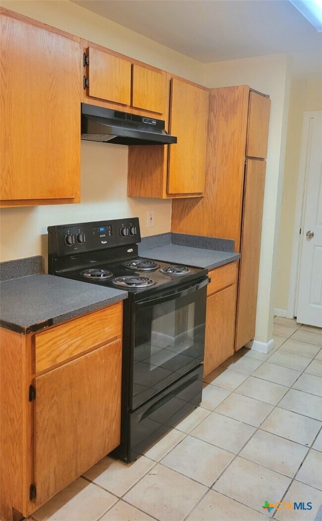 8221 Sam Rayburn Dr Austin, TX 78753 photo 5