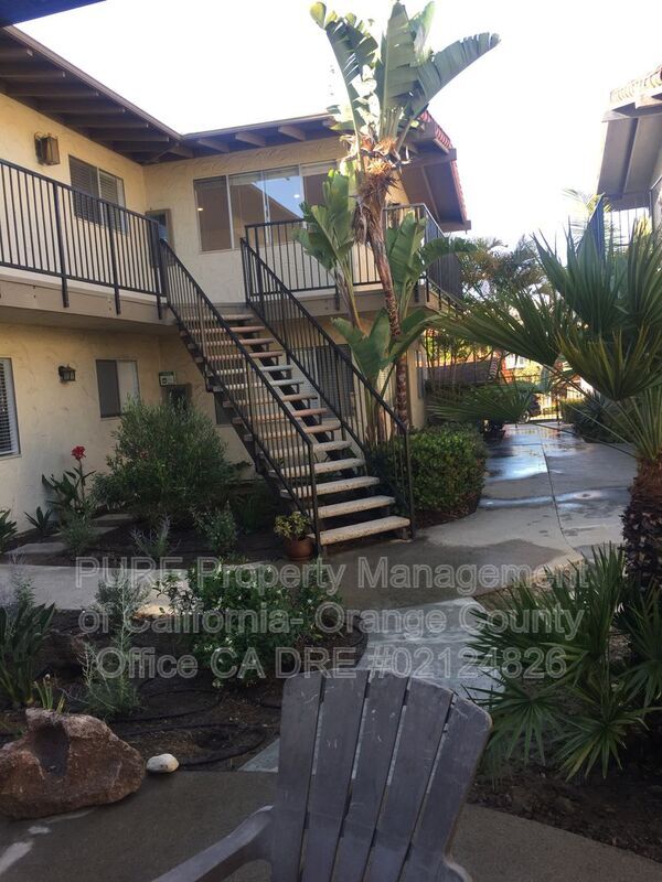 249 Avenida Montalvo San Clemente, CA 92672 photo 2