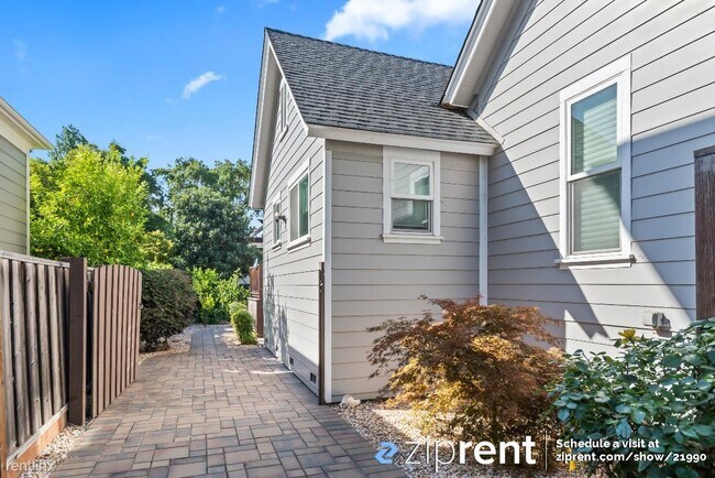 959 University Avenue, San Jose, CA 95126 photo 2