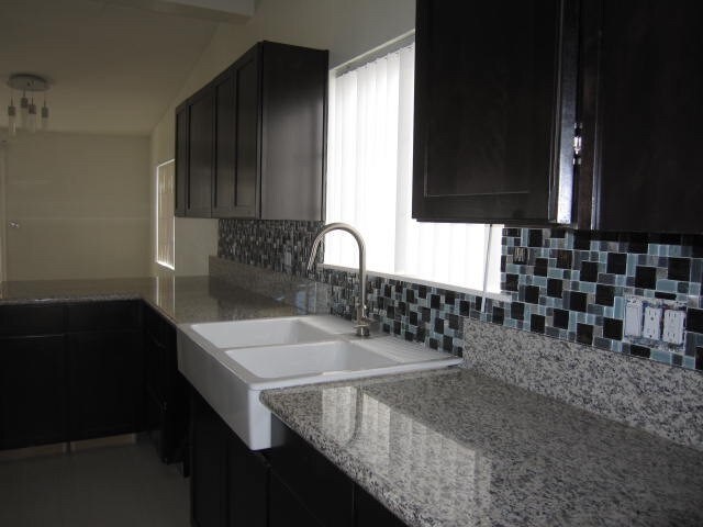 9433 Fullerton Ave San Diego, CA 92123 photo 4
