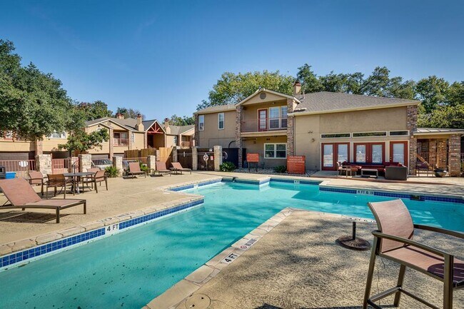 6804 N Capital of Texas Hwy Austin, TX 78731 photo 2