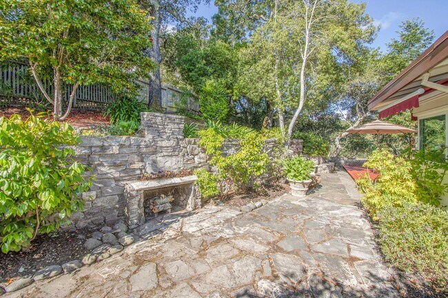 Gated 4bd/3ba Kentfield Home photo 4