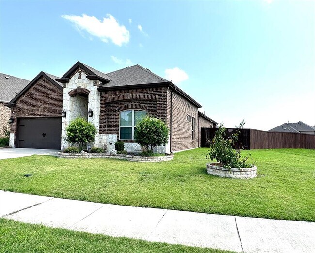 641 England St Fate, TX 75189 photo 3