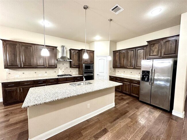 641 England St Fate, TX 75189 photo 5