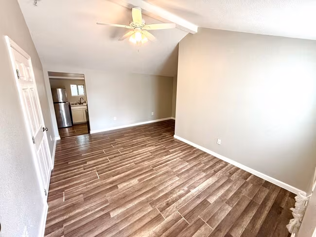 602 Lovett Ave San Antonio, TX 78211 photo 3