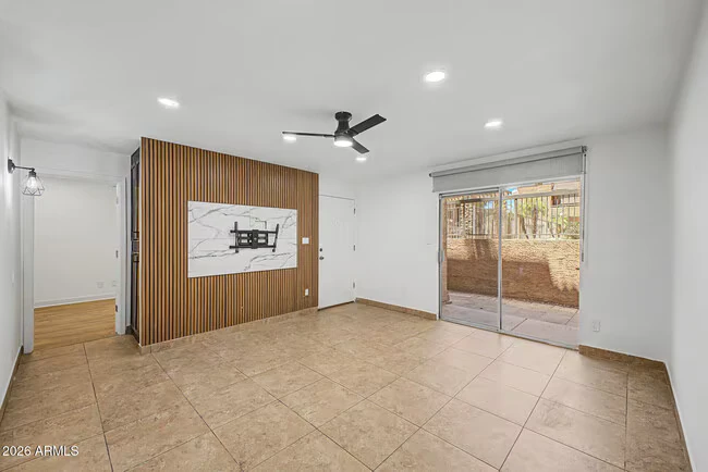 2625 E Indian School Rd Phoenix, AZ 85016 photo 5