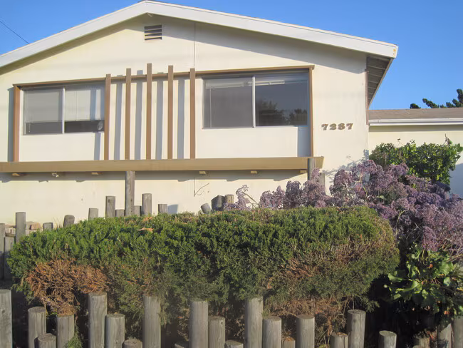 7287 Arillo St San Diego, CA 92111 photo 3
