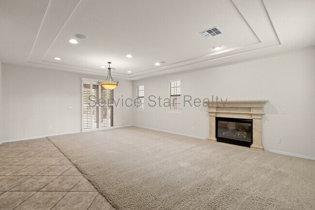 3724 E Robin Ln Phoenix, AZ 85050 photo 5