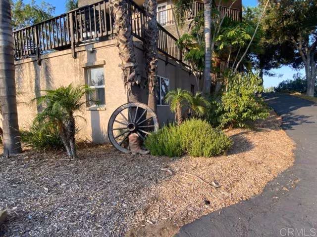 2426 Suncrest Blvd El Cajon, CA 92021 photo 2