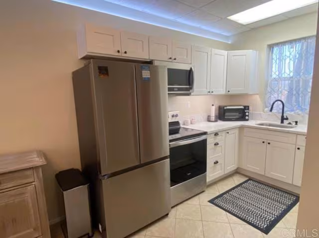 2426 Suncrest Blvd El Cajon, CA 92021 photo 3