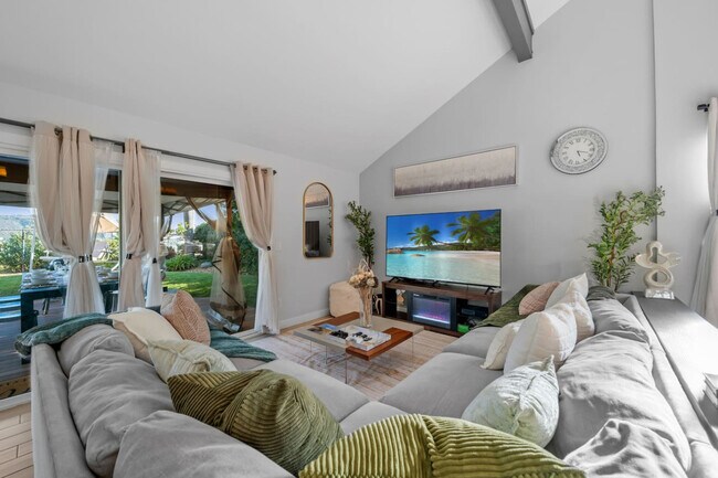 9737 Benavente Pl San Diego, CA 92129 photo 3