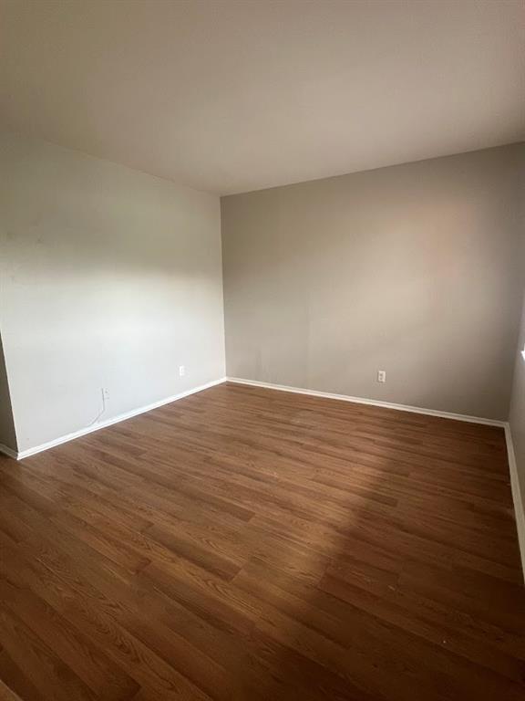 307 E 31st St Austin, TX 78705 photo 4