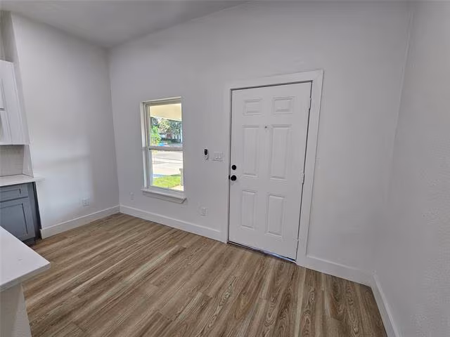 808 West 10th Street, Dallas, TX 75208 photo 4