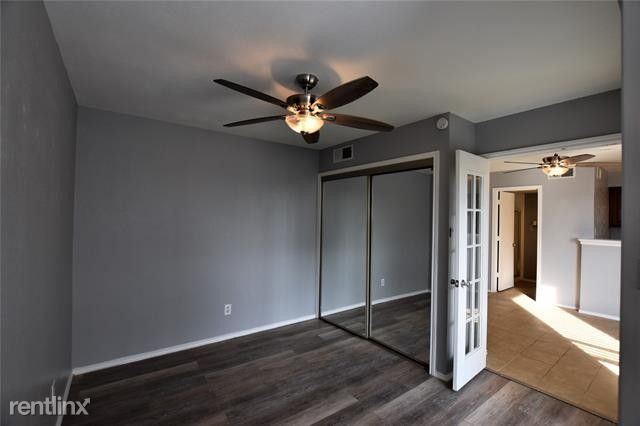 1700 Baird Farm Circle, Arlington, TX 76006 photo 3