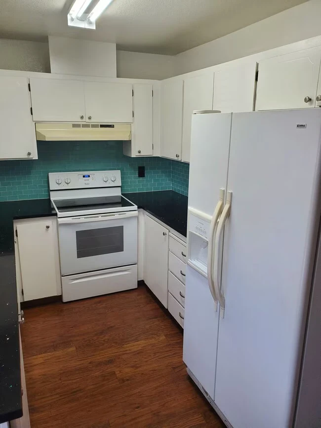1710 Oldfield Way Santa Rosa, CA 95401 photo 3