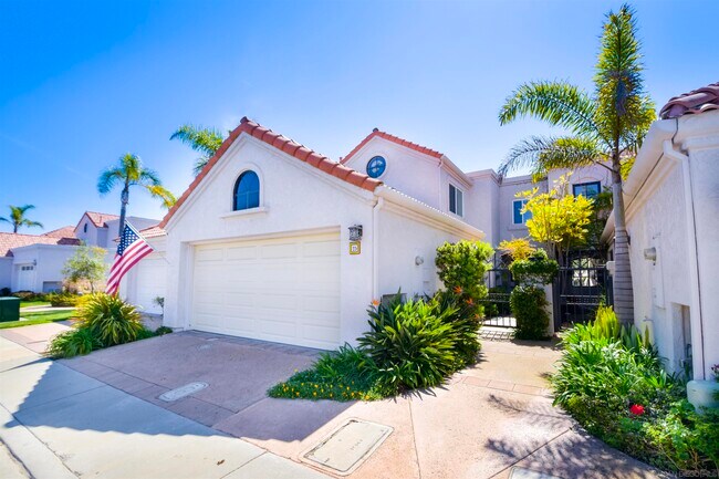 15 Aruba Bend Coronado, CA 92118 photo 2