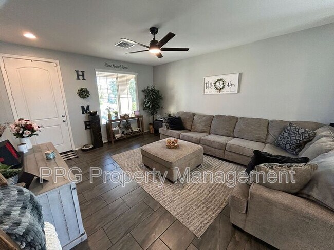 17939 W Villa Chula Ln Surprise, AZ 85387 photo 5